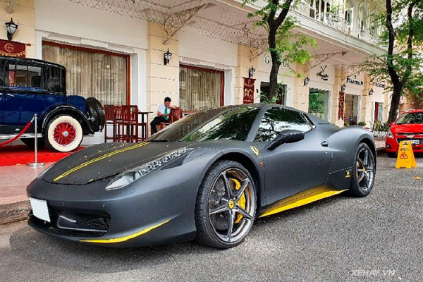 Siêu xe Ferrari 458 Spider của hot girl Việt tái xuất ở Sài Gòn