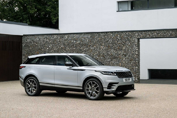 "Soi" Range Rover Velar 2021 từ 58.050 USD, sắp về Việt Nam