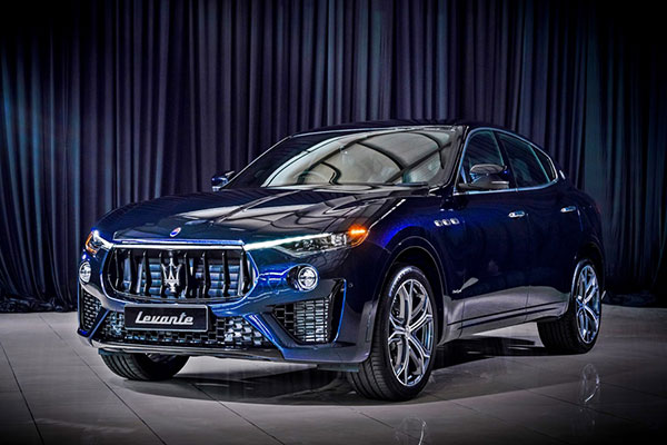 Cận cảnh Maserati Levante S GranSport mới, từ 4,8 tỷ đồng tại Malaysia