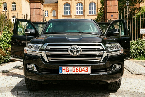 Chi tiết Toyota Land Cruiser chống đạn, chỉ gần 6,5 tỷ đồng