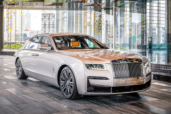 Rolls-Royce Ghost 2021 tại Malaysia rẻ hơn Việt Nam 22 tỷ đồng?