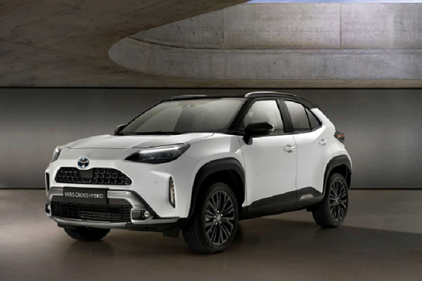 Toyota Yaris Cross Adventure 2021 "hàng hiếm" trang bị AWD