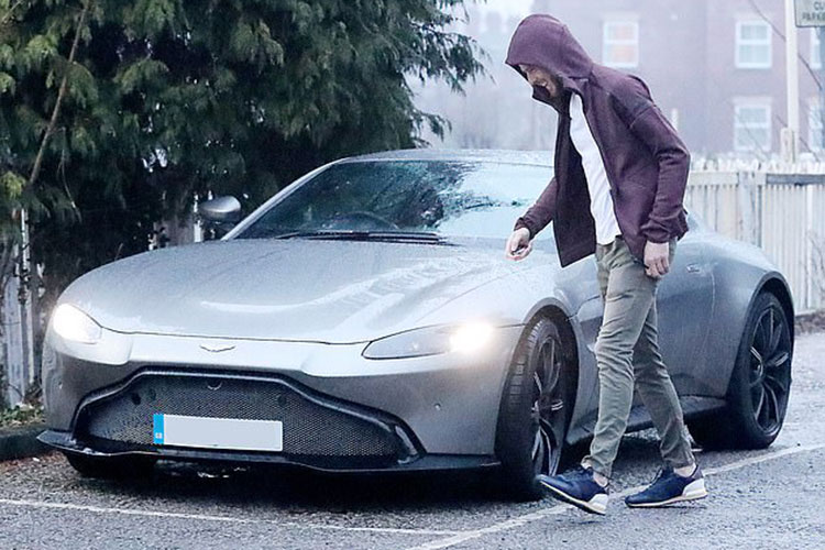 Thủ môn David De Gea sở hữu siêu xe Aston Martin Vantage giá hơn 225.000 đô la 