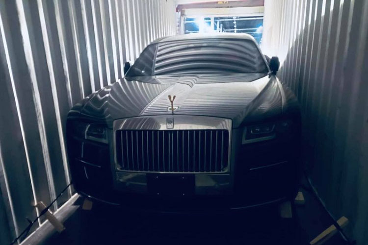 Rolls-Royce Ghost 2021 cập cảng Việt Nam, khoảng hơn 40 tỷ đồng?