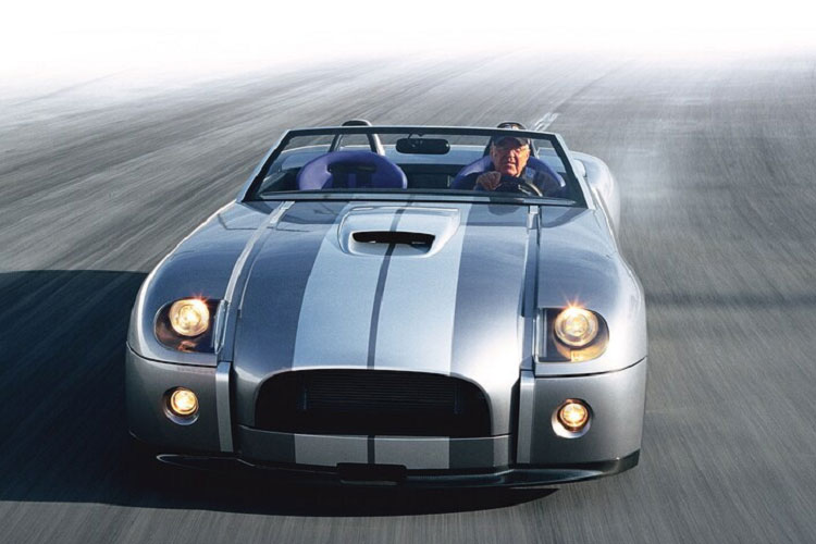 Chiếc Shelby Cobra 2004 này chào bán tới hơn 60 tỷ đồng