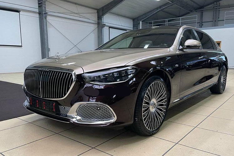 Cận cảnh xe siêu sang Mercedes-Maybach S680 chỉ có đại gia mới mua nổi 