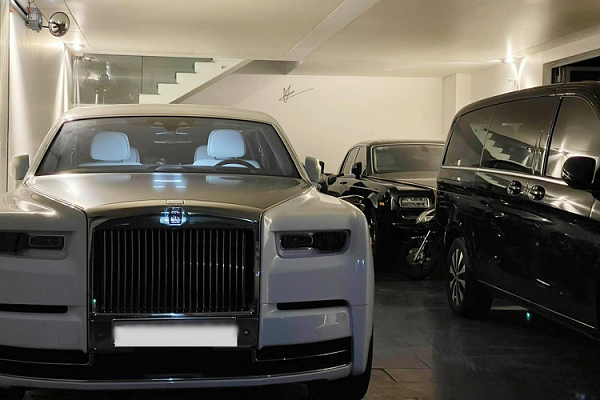 Cận cảnh Chiếc Rolls-Royce Phantom Tranquillity giá 70 tỷ ở Sài Gòn