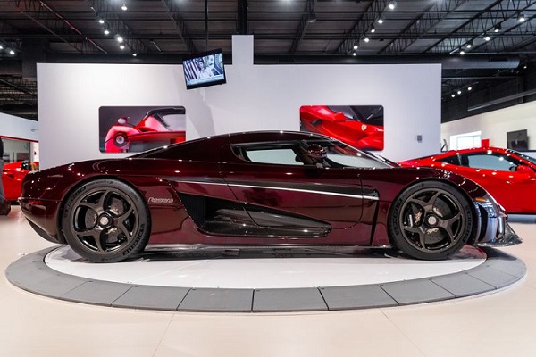 Hoàng Kim Khánh "hé lộ" mâm carbon Koenigsegg Regera trăm tỷ