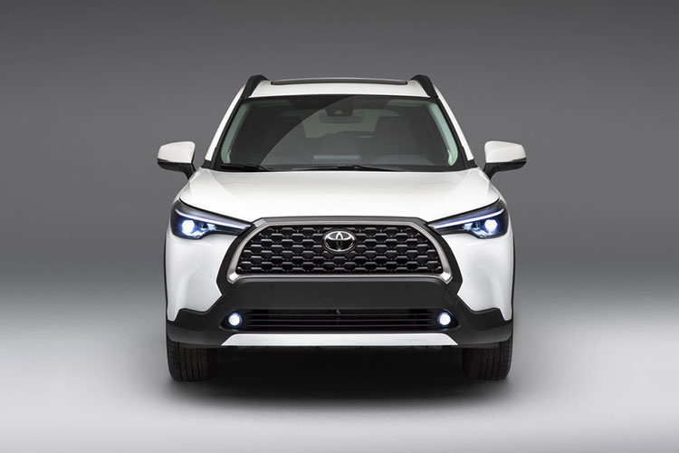 Toyota Corolla Cross 2022 ra mắt, trang bị và an toàn “xịn sò” hơn