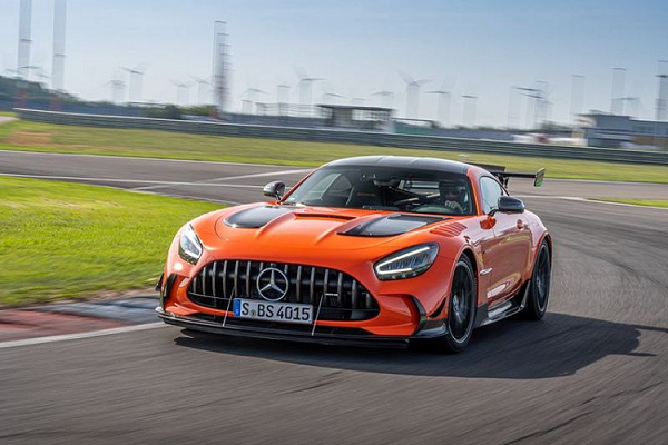 Mercedes-AMG GT Black Series từ 7,8 tỷ đồng đã xuất xưởng