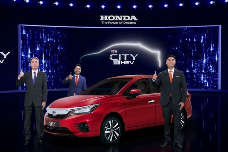 Chi tiết Honda Civic 2022 giá từ 747 triệu đồng