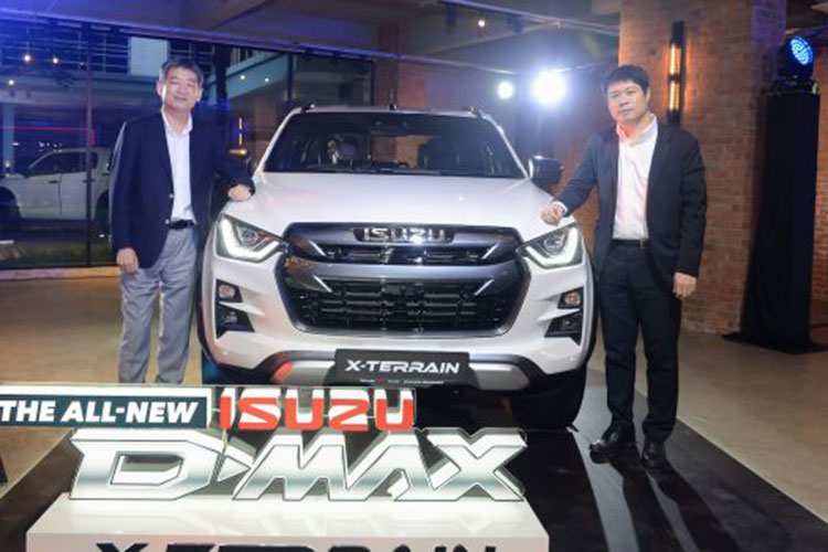 Isuzu D-Max X-Terrain từ 771 triệu đồng tại Malaysia, “xịn” hơn xe Việt Nam