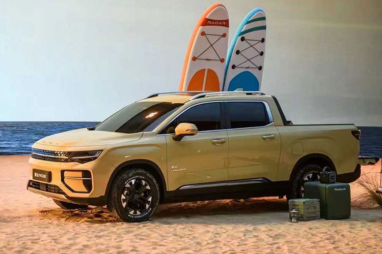 Geely Radar RD6 lộ nội thất, “xịn sò” không kém Ford Ranger 2022