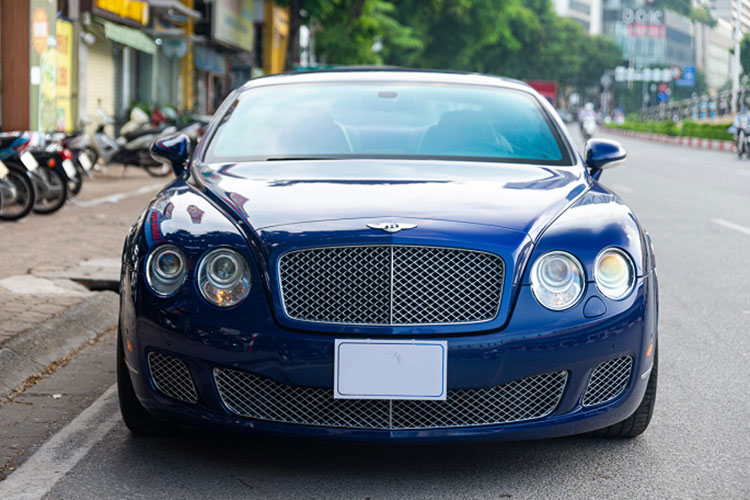 Bentley Continental GT Speed chạy 14 năm, rao bán 3,1 tỷ ở Hà Nội