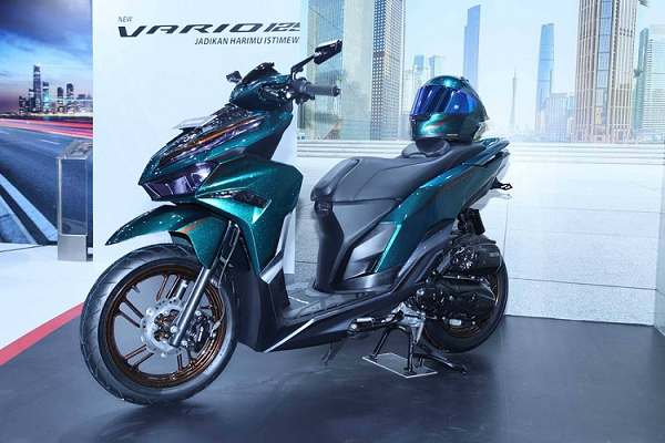 Cận cảnh Honda Vario 125 Hyper Sporty độ chính hãng "siêu ngầu"