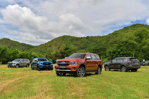 Ford Everest 2023 tăng giá tại Thái Lan, có ảnh hưởng đến Việt Nam?