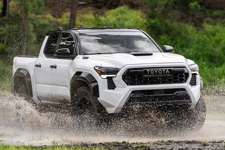 Toyota Tacoma 2024 “sang, xịn, mịn” hơn của Hilux chính thức trình làng