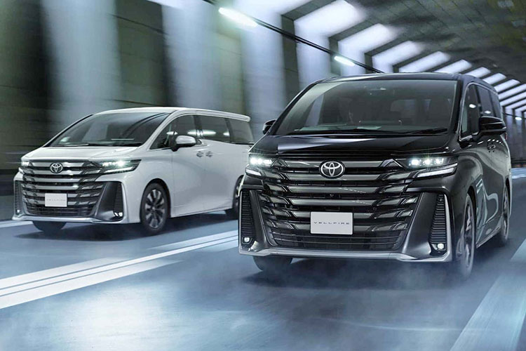 Toyota Vellfire 2024 từ 1,08 tỷ đồng, đắt hơn “chuyên cơ mặt đất” Alphard