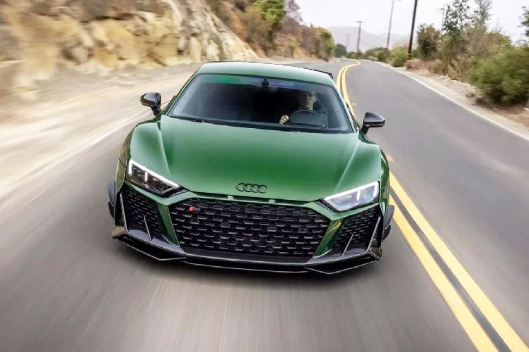 "Soi" Audi R8 V10 mạnh 830 mã lực, độ gói siêu nạp VF Engineering