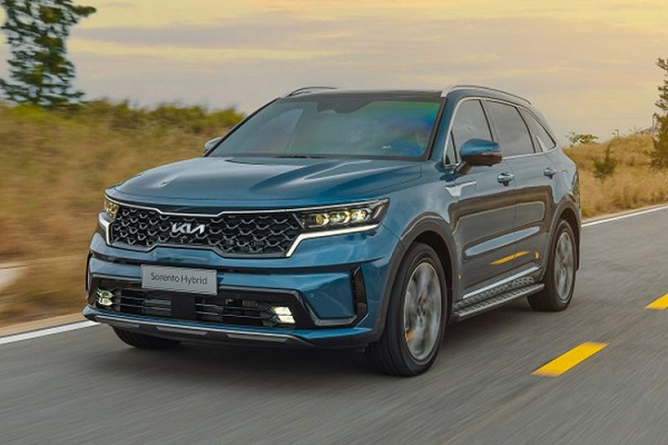 Kia đổi giá bán xe tại Việt Nam, Sorento giảm 75 triệu đồng