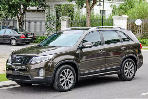 Kia Sorento 2014 chỉ 430 triệu, rẻ hơn Hyundai SantaFe tại sao khó bán?