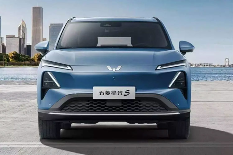 "Soi" Wuling Starlight S PHEV và EV giá rẻ chỉ từ 334 triệu đồng