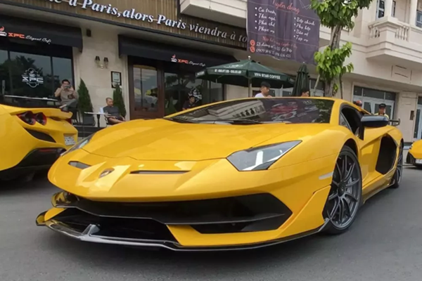 Lamborghini Aventador SVJ hơn 53 tỷ của đại gia Jacky tái xuất