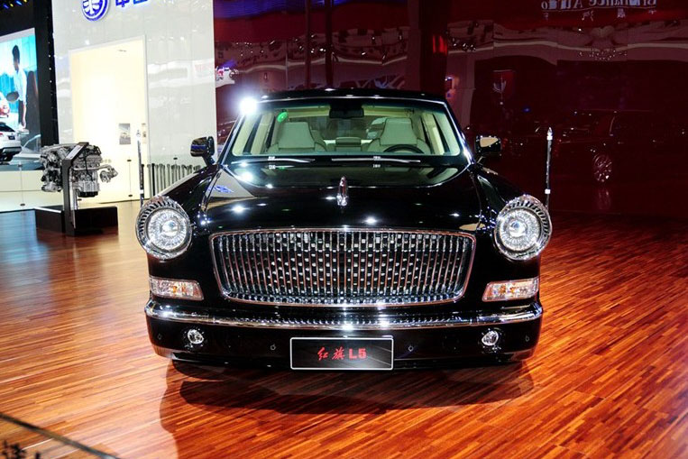 “Rolls-Royce Tàu" - Hongqi L5 thét giá 13 tỷ đồng