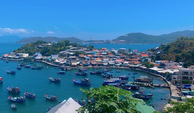 Khám phá hòn đảo du lịch hoang sơ giữa lòng Nha Trang