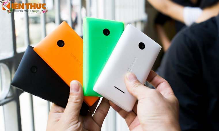 Trên tay bộ đôi Microsoft Lumia 435 và 532