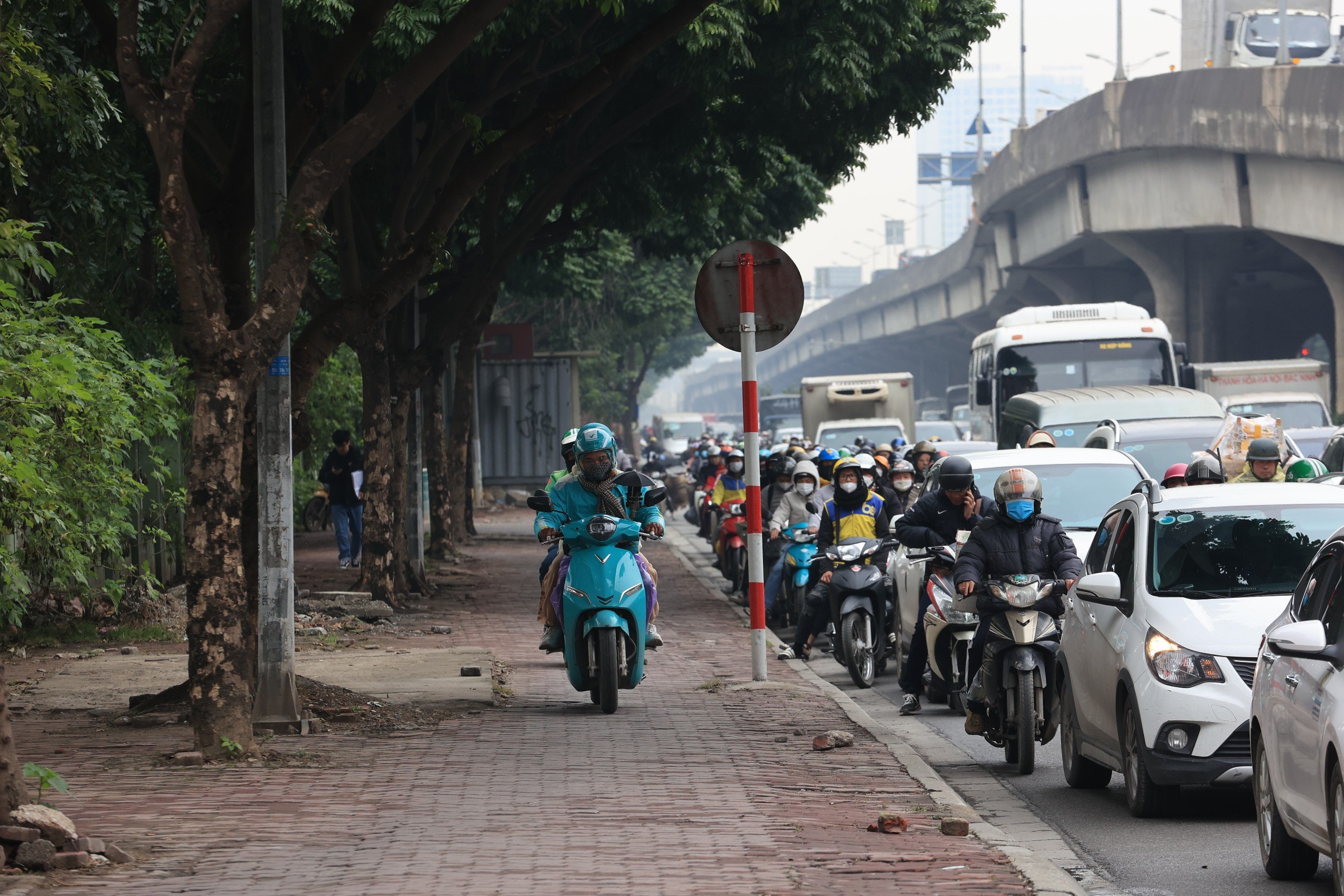 Giao thông Hà Nội ùn ứ những ngày giáp Tết