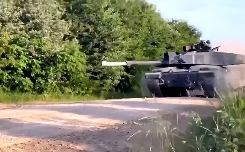 Trung tá Quân đội Anh Crawford: Xe tăng Challenger 2 “mất tích” ở Ukraine