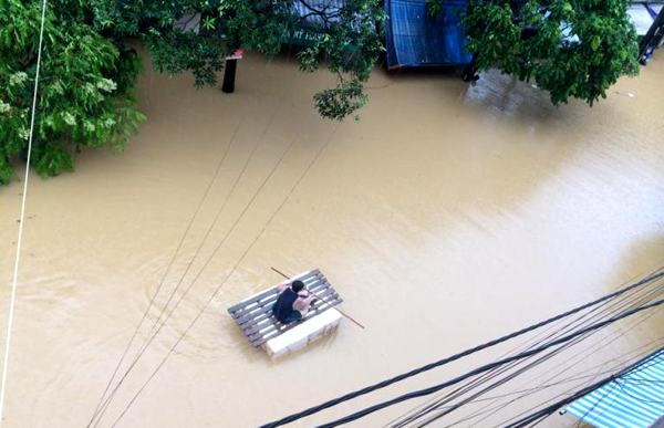 Lũ nhấn chìm Lạng Sơn, Sơn La, 3 người chết