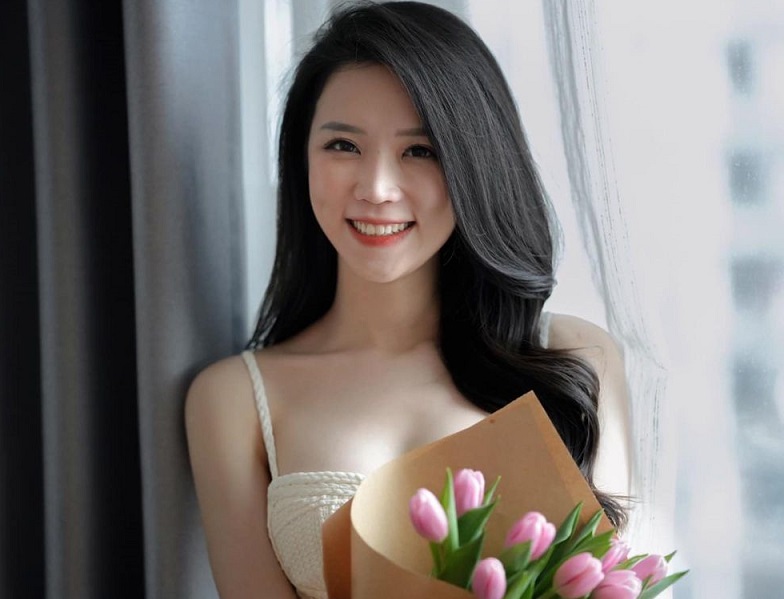  Đời thường sexy, cuốn hút của MC Hải Yến "Chuyển động 24h"