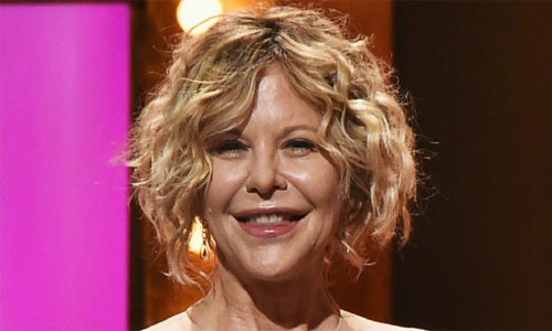 Mặt Meg Ryan sưng phồng, biến dạng