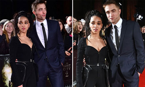 Robert Pattinson cùng hôn thê công khai tình tứ