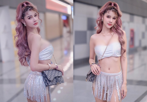 Hot girl xinh như búp bê “mặc như không” khoe dáng nuột