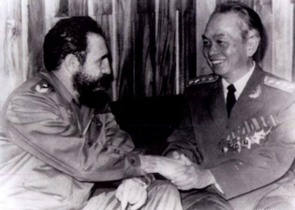 Ảnh xúc động về Tướng Giáp và lãnh tụ Fidel