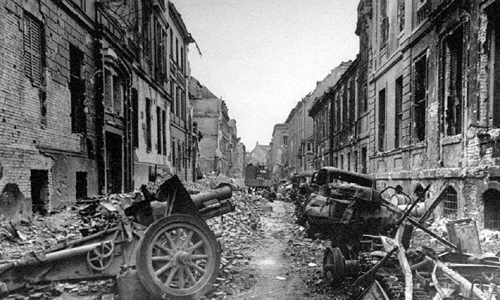 Góc ảnh Thủ đô Berlin hoang tàn năm 1945