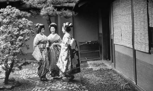 Góc ảnh đẹp những nàng Geisha Nhật Bản năm 1946