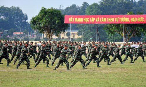 Rắn rỏi những bước chân chiến sĩ Công binh Việt Nam