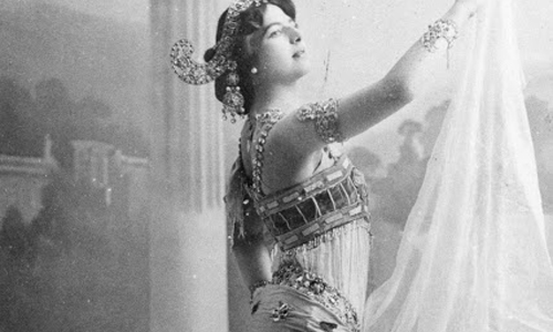 Ngắm nhan sắc quyến rũ nữ điệp viên huyền thoại Mata Hari