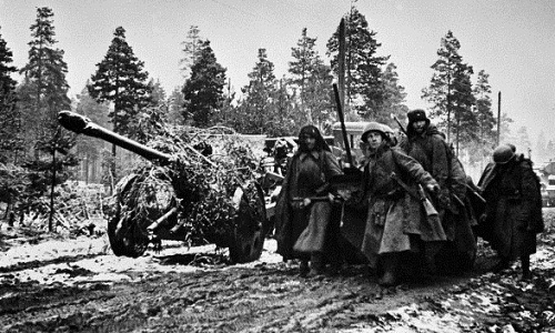 Ảnh thành phố Leningrad bị phát xít Đức vây hãm năm 1941-1944