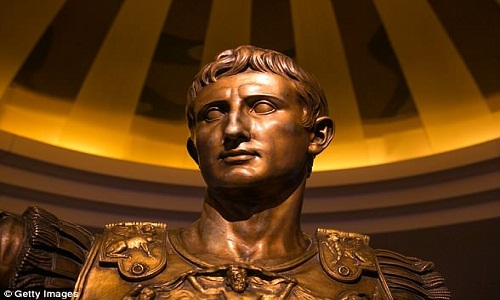 Sự thật ngỡ ngàng về dung mạo của danh tướng Julius Caesar