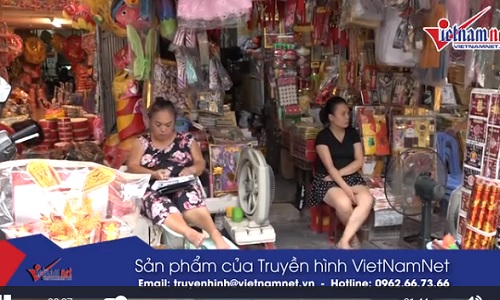 Video: Vàng mã cúng Rằm tháng Bảy ế ẩm bất thường