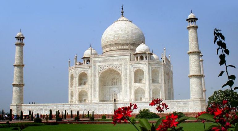 Bí mật chưa từng hé lộ về lăng Taj Mahal nổi tiếng TG