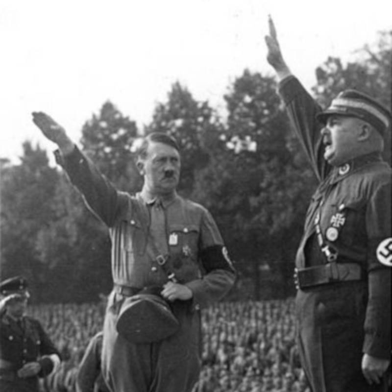 Trùm phát xít Hitler xử tử bạn thân tàn ác thế nào? 