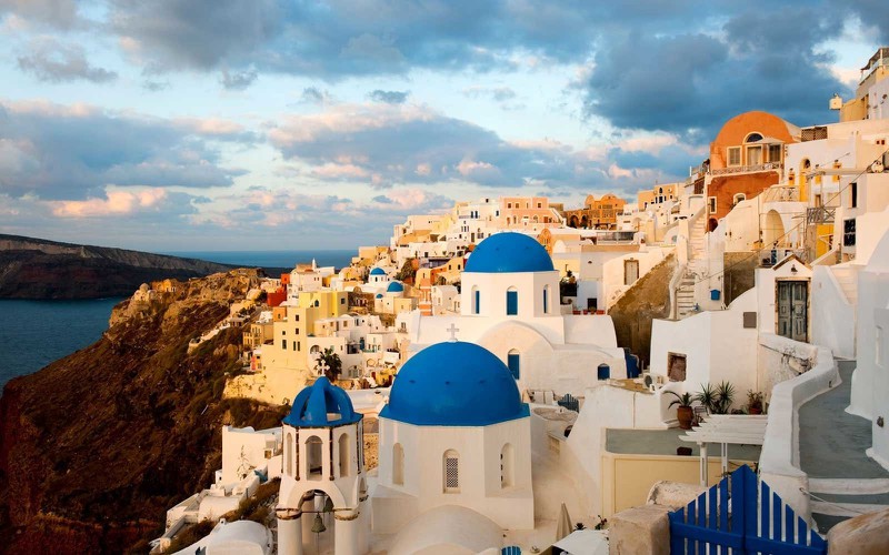 Mê đắm kiệt tác kiến trúc huyền thoại ở Santorini