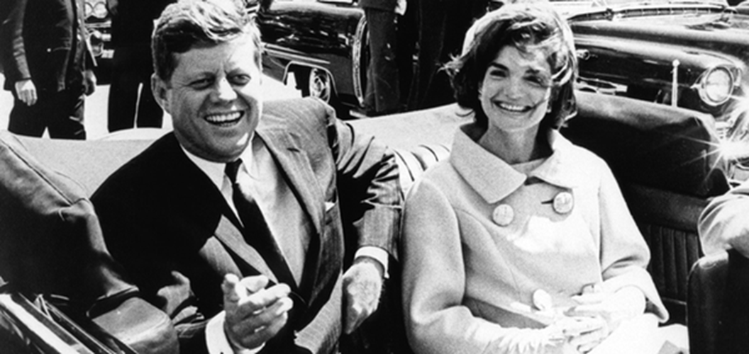 Đồn đoán thi hài Tổng thống Kennedy bị mất bộ não 