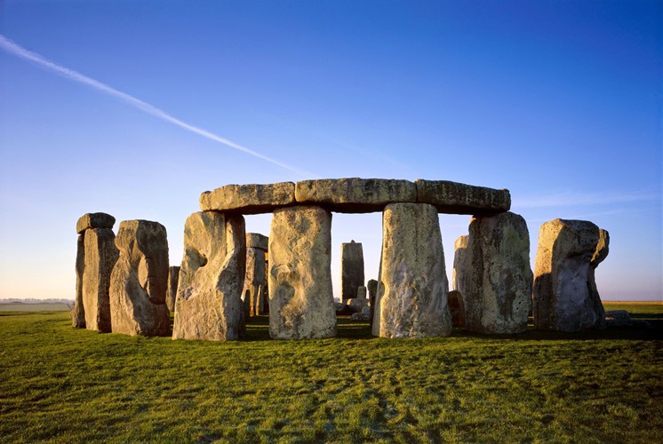 Bãi đá cổ Stonehenge thực sự là của người ngoài hành tinh? 